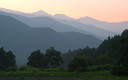 夏の夕暮れ－内山より白馬三山を望む